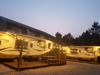 Yangyang Hajodae Campingcar Hotel in zona Yangyang Surfyy Beach