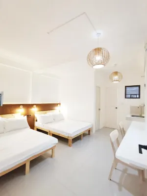 Nomadsmnl Hostel