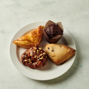 Holiday Inn & Suites RALEIGH-CARY (I-40 @WALNUT ST) by IHG