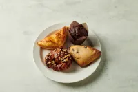 羅利卡瑞I-40沃爾納特街假日套房飯店