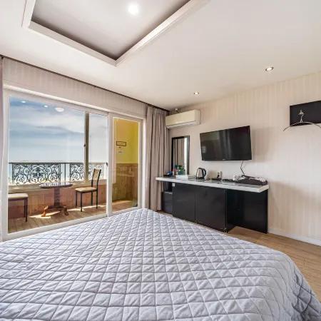 Santana Hotel