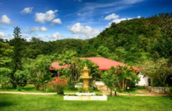 Q Bungalows Hotels in 