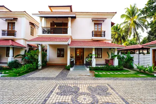 Elivaas 4 BHK with Pvt Pool Near Baga - Celest