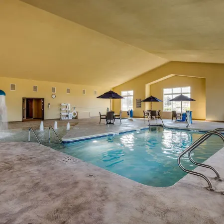 Comfort Suites