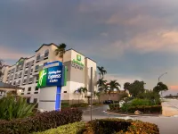 Holiday Inn Express & Suites FORT LAUDERDALE AIRPORT WEST by IHG Hotels in Davie