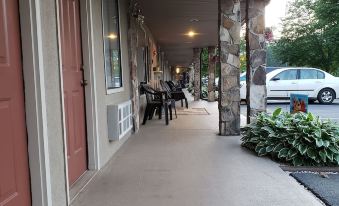 Chatuge Mountain Inn - Housity