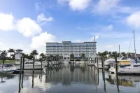 Compass Hotel by Margaritaville Anna Maria Sound