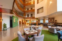 Coral Resort and Spa Centrally Heated Mountain Side Resort Manali Hotel di Manali