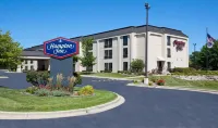 Hampton Inn Milwaukee-Airport - 2-Star