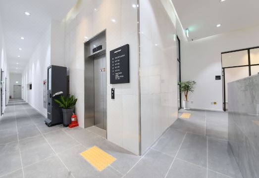 사천 숙소 내부 전경