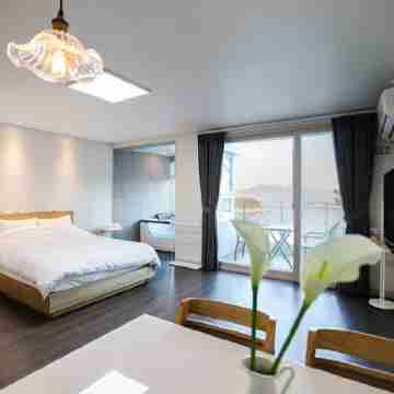 Yeosu Lamer Pension Rooms