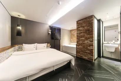 Geojedo Gohyeon the Hotel