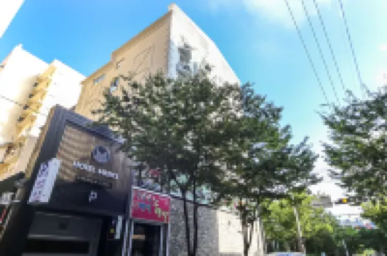 釜山華明洞慈悲酒店 鄰近釜山漁村民俗館的酒店