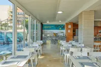 JS Paradise Sport - Adults Only - petit déjeuner