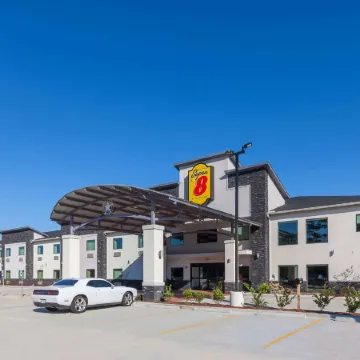 Super 8 by Wyndham Kingwood Houston North