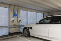Leonardo Royal Hotel Amsterdam - Parking