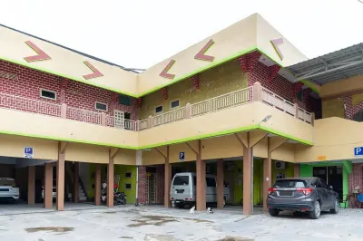 RedDoorz Syariah near Jalan A Yani KM 8 Citraland Hotel dekat Bukit Patra Bulu