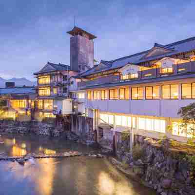 和多屋別荘 Hotel Exterior