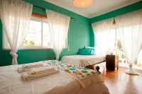 Ericeira Chill Hill Hostel & Private Rooms Hotels in Gradil