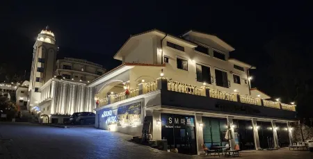 Yeosu Sound of Music Pension Отели рядом с достопримечательностью «Aeyangwon History Hall»