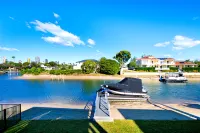 Luxico Bluewater Oasis (Heated Pool) - 4 stjerner
