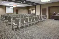 Hyatt House Shelton فنادق في Trumbull
