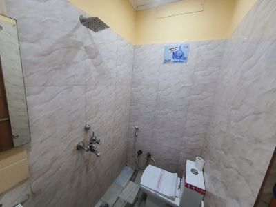 エコノミーダブルルーム ラッキー レストラン＆ゲストハウスの写真