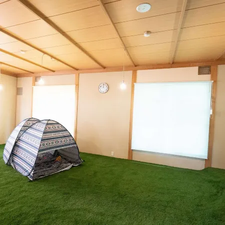 Picnicbase & Hostel