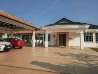 Cozy Homestay Padang Serai Hotels in Padang Serai