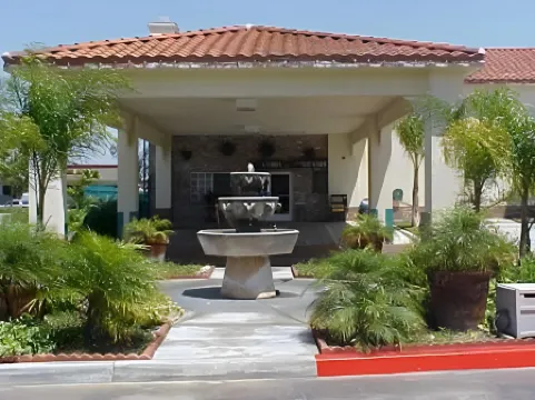 デイズ イン & スイーツ バイ ウィンダム サウス ゲート