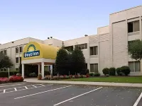 Days Inn by Wyndham Newport News City Center Oyster Point Hoteles en Newport News