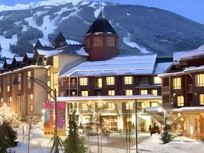 Delta Hotels Whistler Village Suites Hoteles cerca de Whistler Village Centre