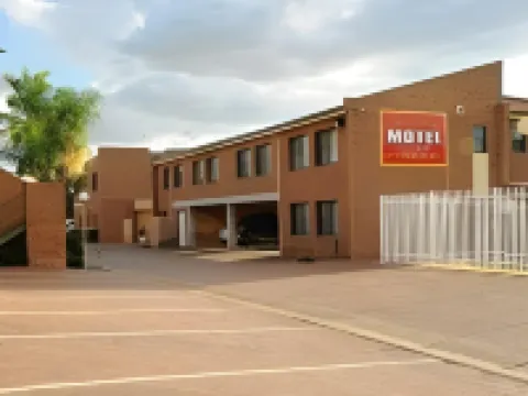 Spa Village Travel Inn Hotels in Moree