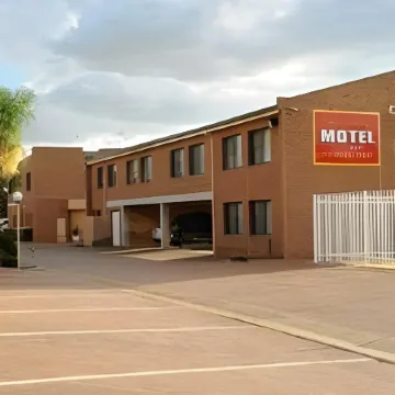 Spa Village Travel Inn