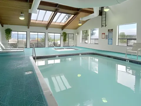 Super 8 by Wyndham Grants Pass