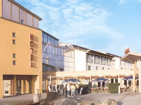 Hotel Leipheim Süd Отели в г. Клайнкёц