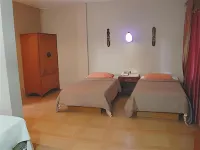 Alicia Hotel & Restaurant