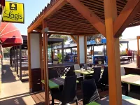 Logis Hotel Restaurant le Mirador Hotels in Portiragnes
