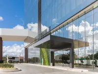 Camino Real Mérida Hoteles cerca de Centro Comercial Altabrisa