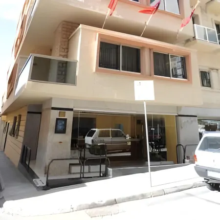 Day's Inn Hotel and Residence Отели в г. Слима