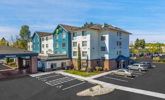 Holiday Inn Express & Suites Portland-Jantzen Beach