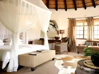 Motswari Private Game Reserve by Newmark - Stuga