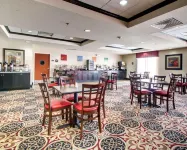Comfort Inn & Suites Hotels in Clinton