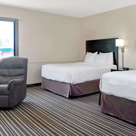 Super 8 by Wyndham Omaha I-80 West