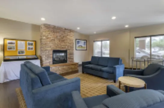 Comfort Suites Coralville I-80 Hotels in Johnson County