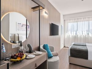 Mercure Larnaca City