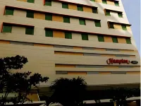 Hampton Inn by Hilton Cartagena فنادق في 