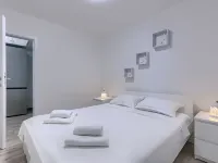 Nikola