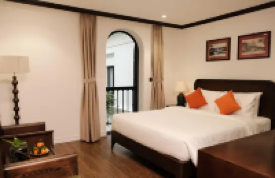 保羅·查博特酒店