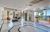 Hotel Bahía Tropical